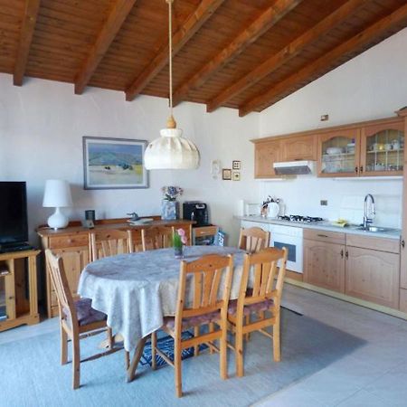 Ferienwohnung Residenza Arcobaleno Pino Lago Maggiore Exterior foto