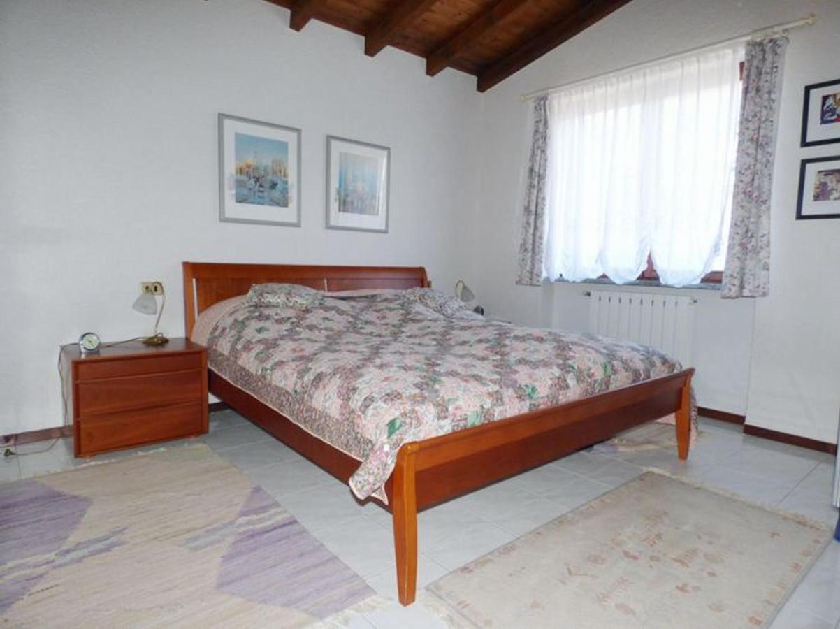 Ferienwohnung Residenza Arcobaleno Pino Lago Maggiore Exterior foto