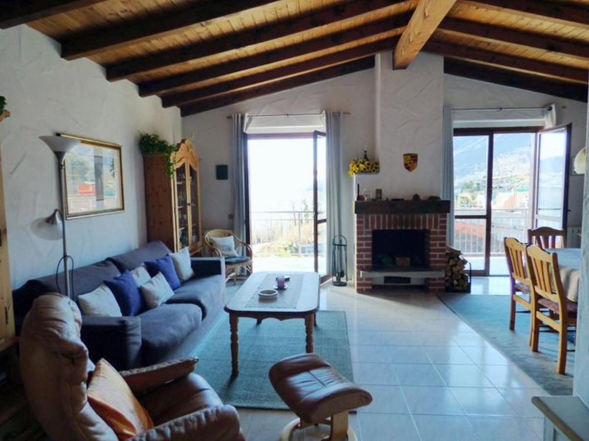 Ferienwohnung Residenza Arcobaleno Pino Lago Maggiore Exterior foto