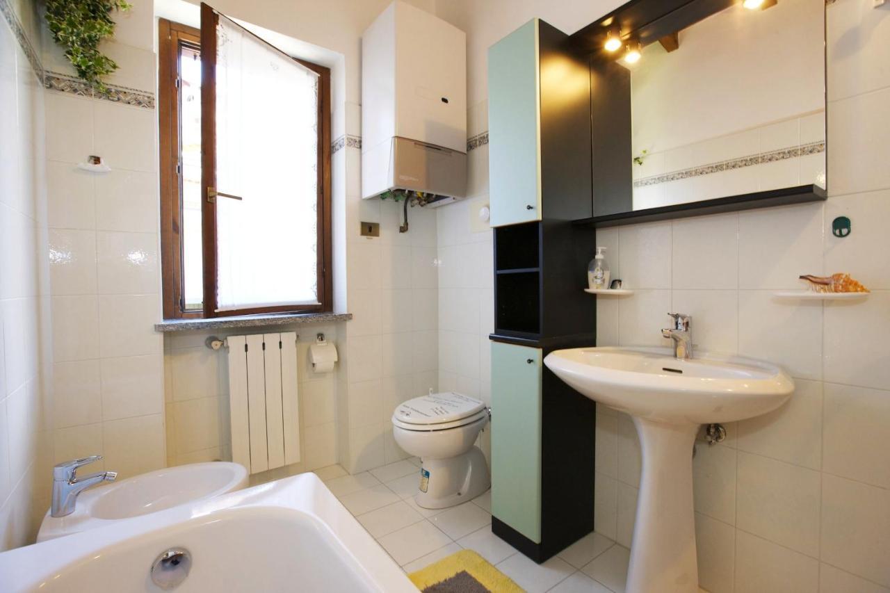 Ferienwohnung Residenza Arcobaleno Pino Lago Maggiore Exterior foto