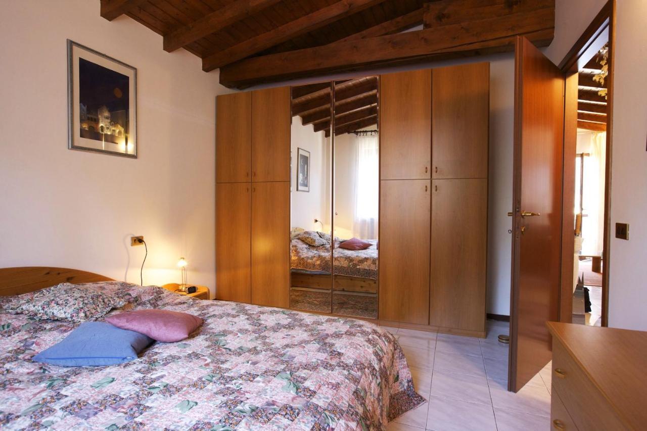 Ferienwohnung Residenza Arcobaleno Pino Lago Maggiore Exterior foto